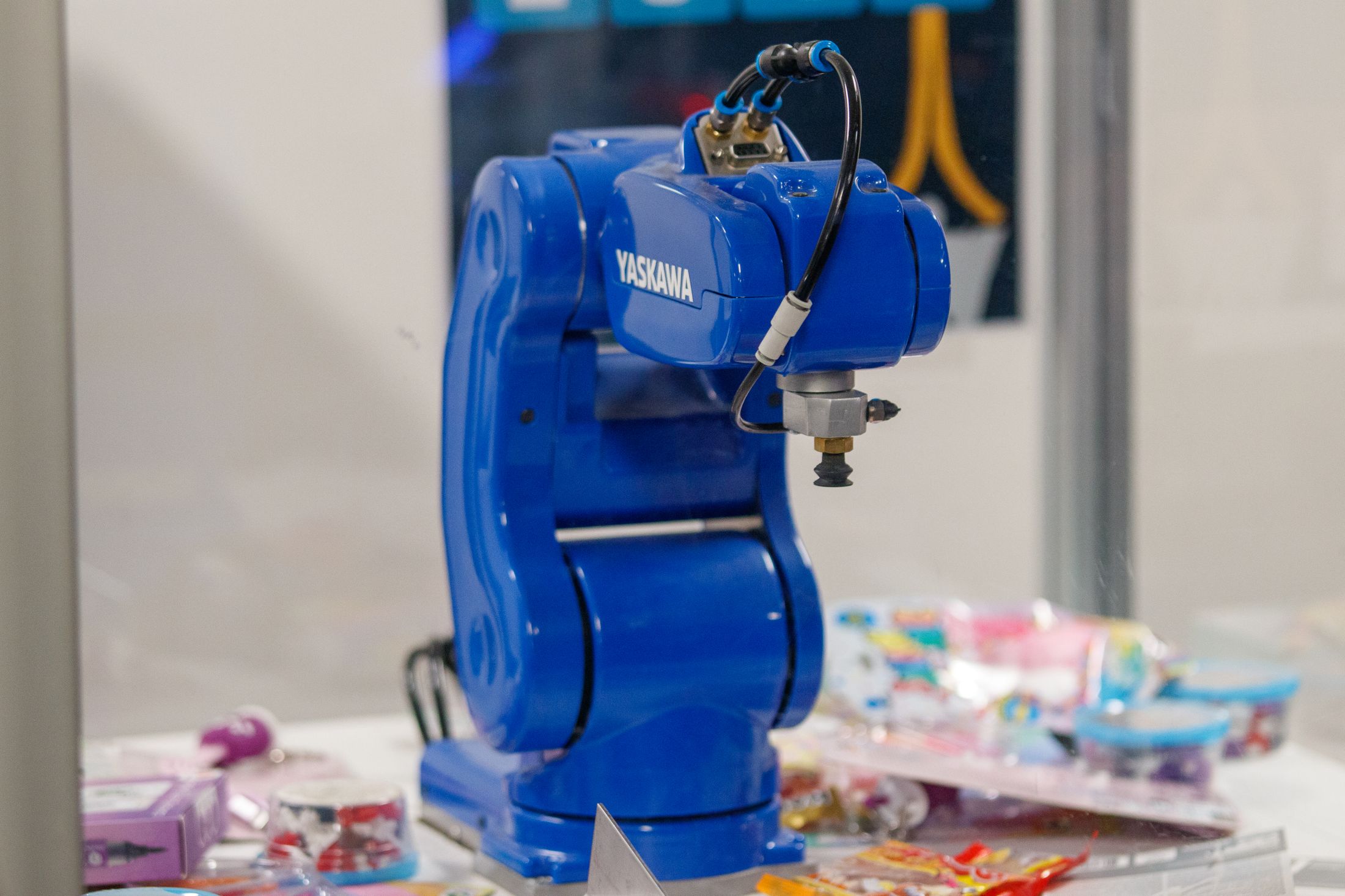 Tesla Optimus vs Figure 03 : deux visions de l'usine humanoïde